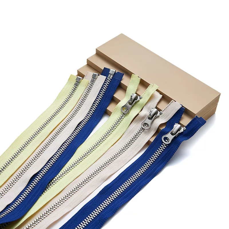 Kierrätetty metalli vetoketju